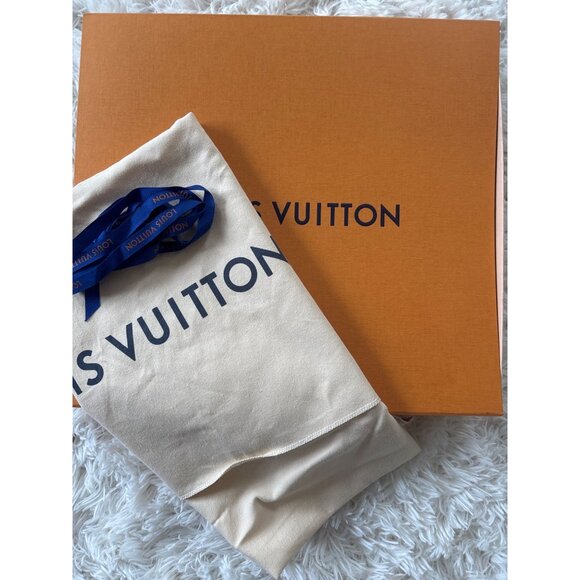 Louis Vuitton Gift Box With Dust Bag & Ribbon Authentic Large - Picture 2 of 16